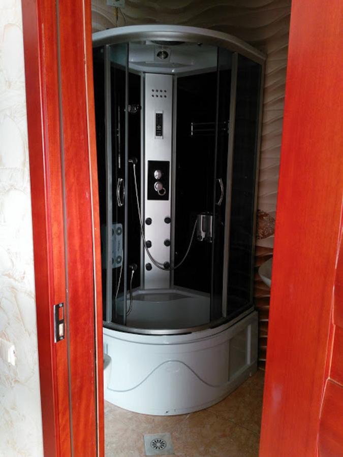 Penthouse Hotel Батуми Экстерьер фото
