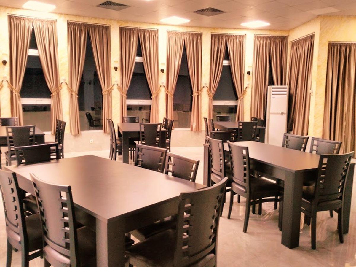 Penthouse Hotel Батуми Экстерьер фото