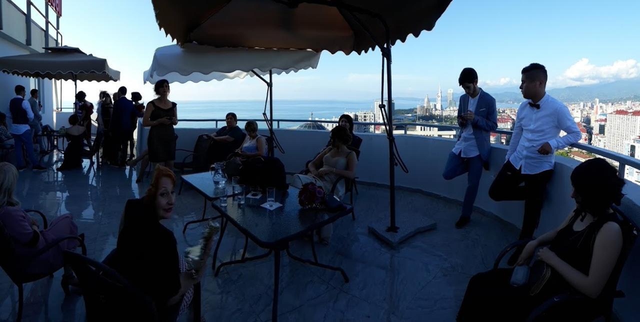 Penthouse Hotel Батуми Экстерьер фото