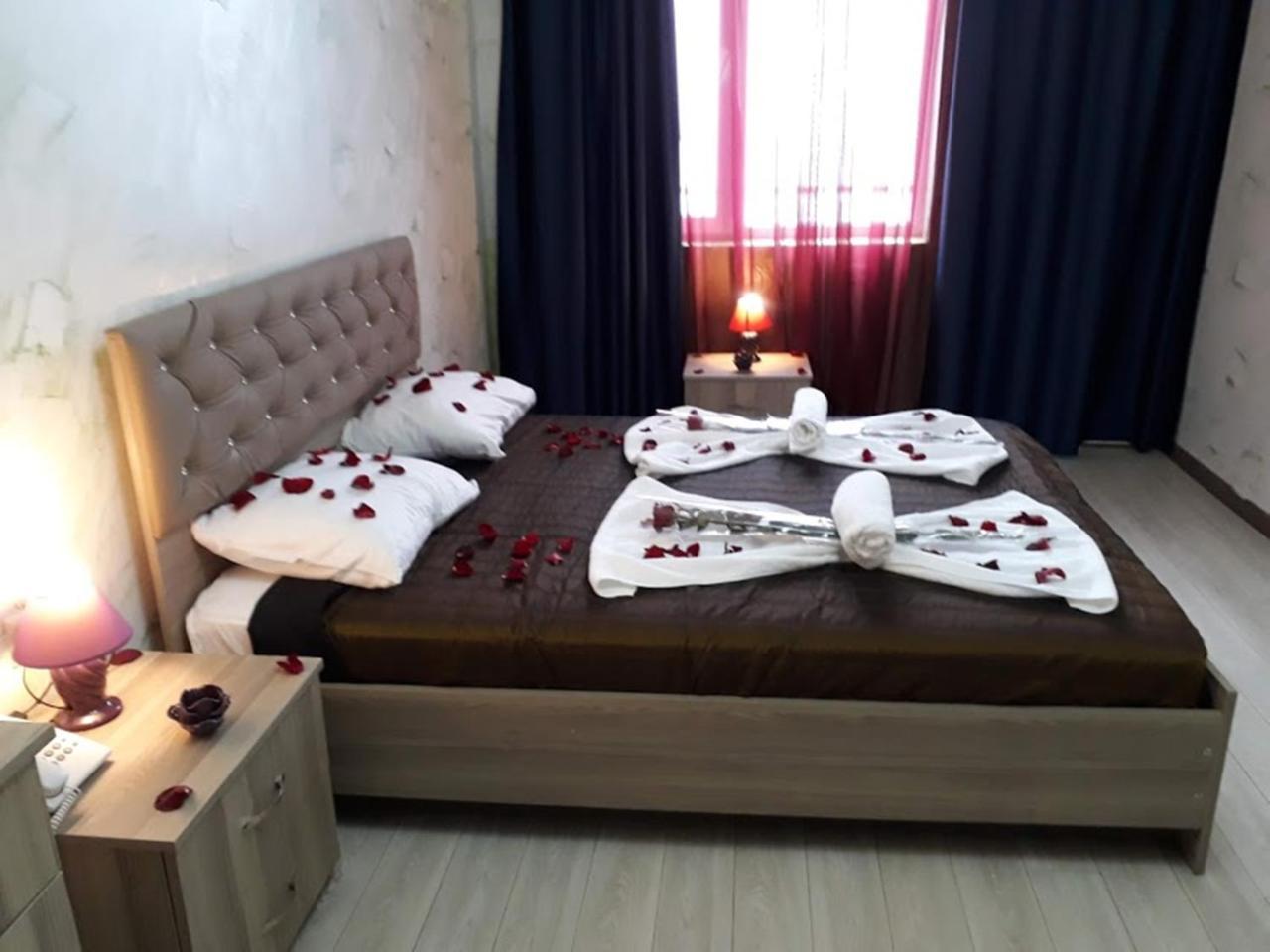 Penthouse Hotel Батуми Экстерьер фото